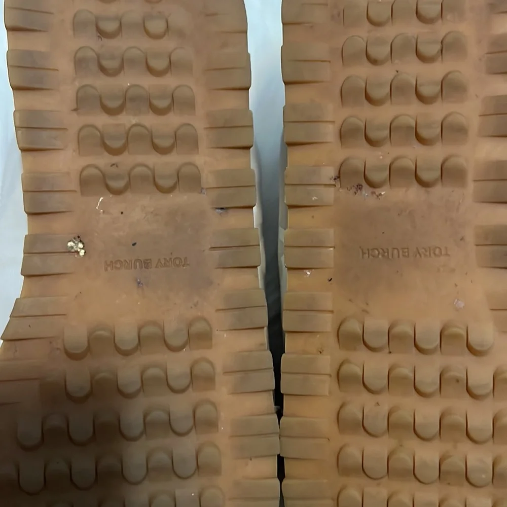 SOLD!! Tory Burch sneakers - Picture 11 of 12